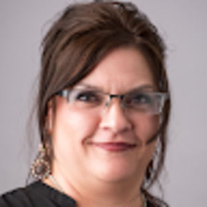 Meet your Posher, Crystal